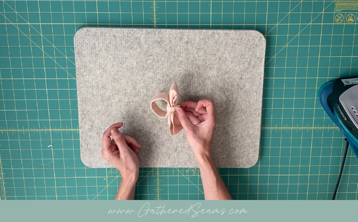 bow napkin ring step 8a