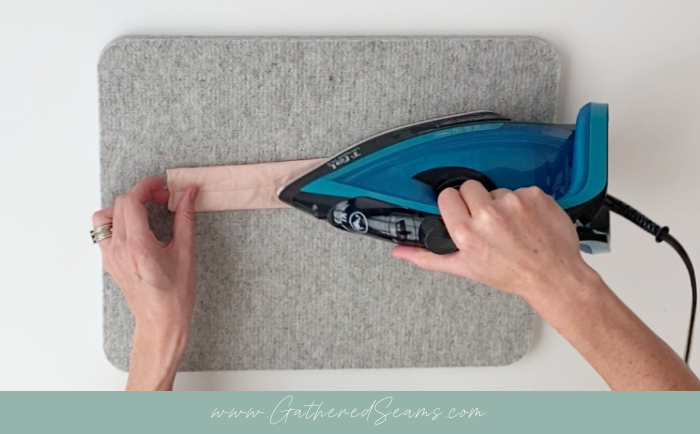 bow napkin ring step 4c