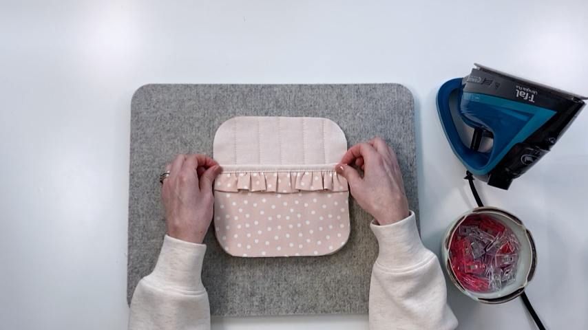 position pocket on potholder