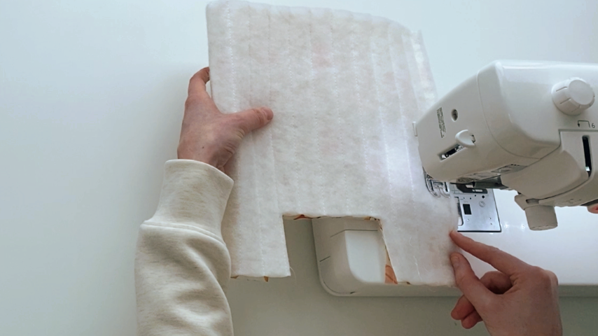 sewing side seam of outer bag