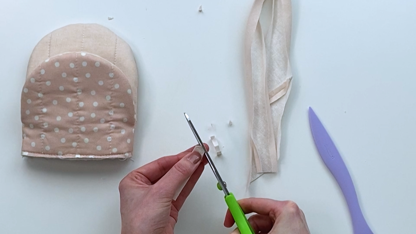 trimming seam allowance